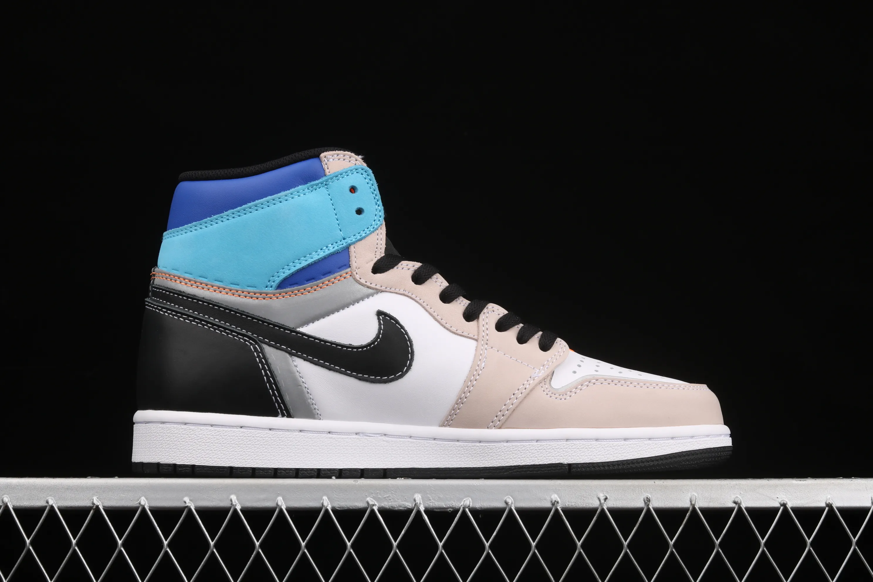 All categories Air Jordan Jordan series basketball shoes Air Jordan 1 High L version Union x Air Jordan 1 High OG AJ1 Joe 1 Klein blue color matching high-top basketball shoes DC6515-100